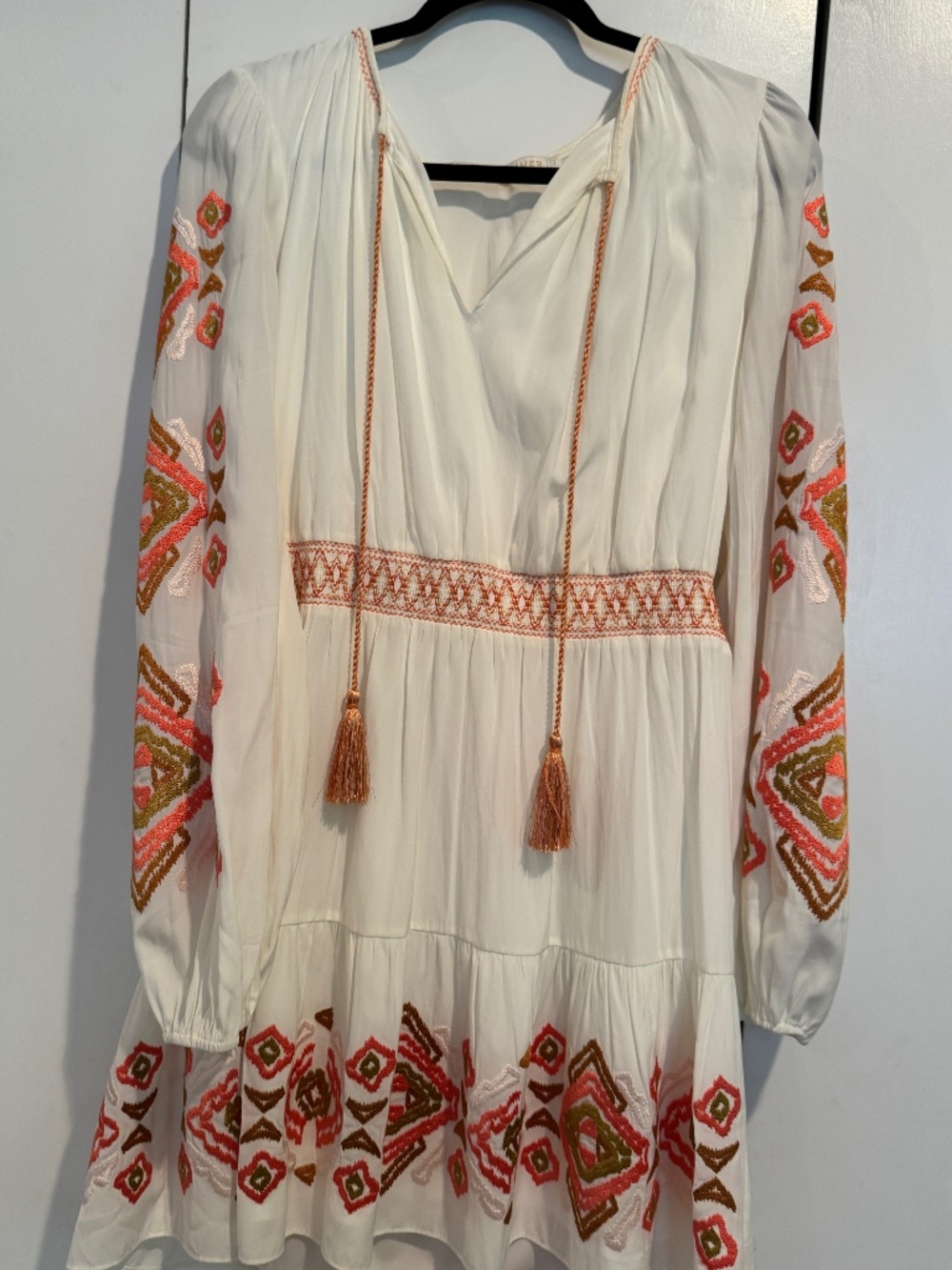 Bohemian-Style Embroidered Peasant Mini-Dress. Never worn. Size Large